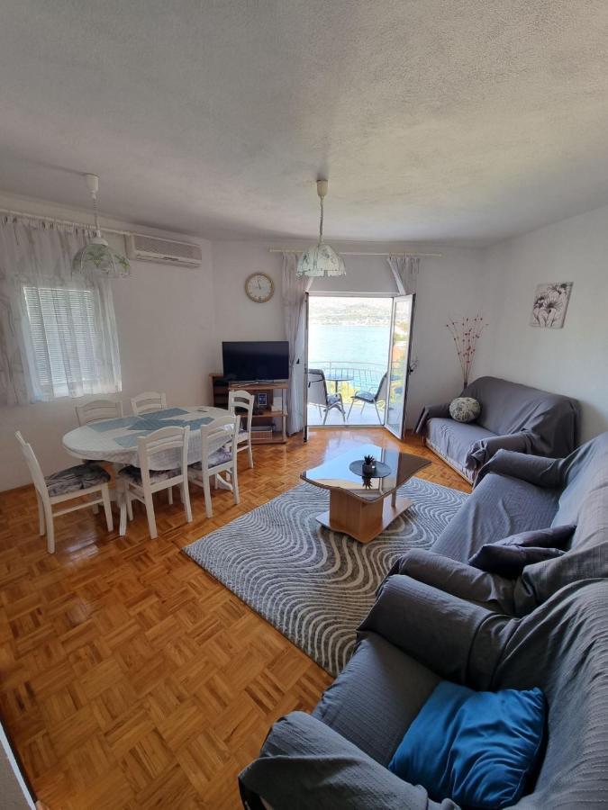 Apartment Matej トロギール エクステリア 写真