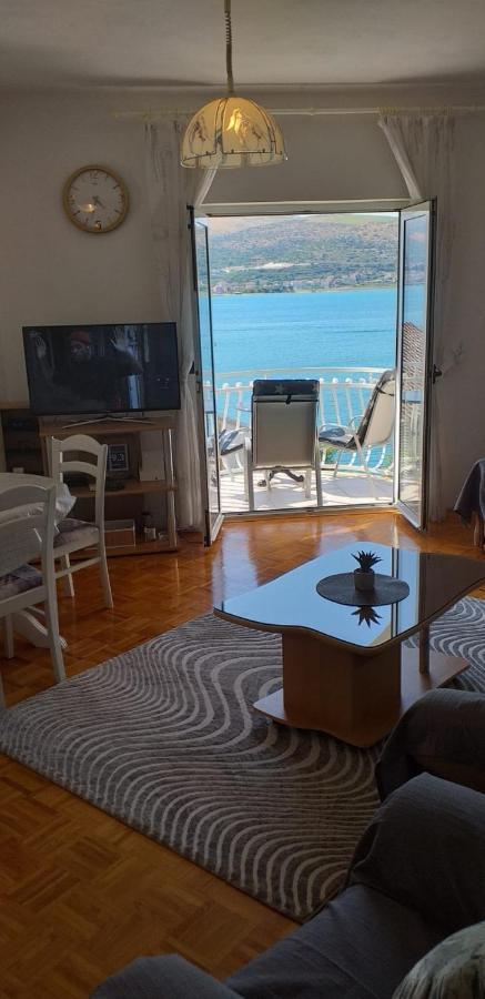 Apartment Matej トロギール エクステリア 写真